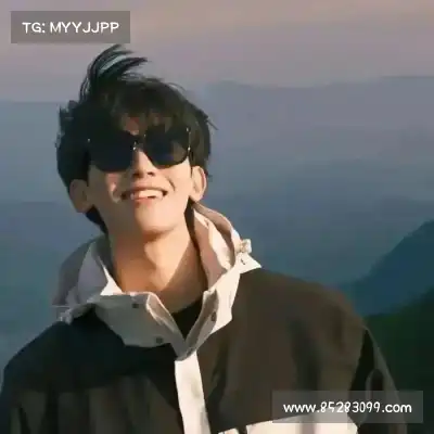 仲灵楚